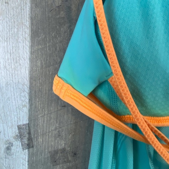 Lululemon Flow & Go Tank in Angel Blue / Creamsicle Pop Size 6. - Picture 7 of 15